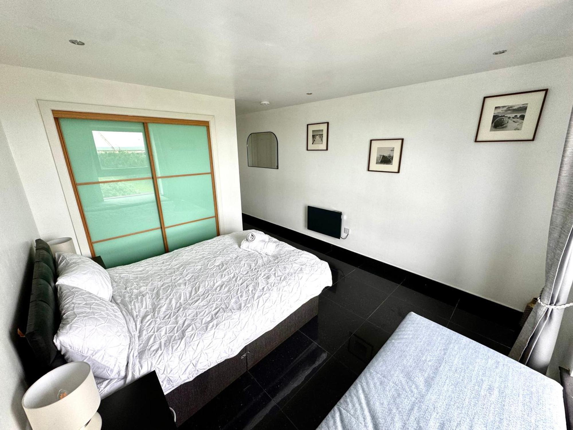 Ocean Park Apartments - Oceanfront - Free Parking And Fast Wifi Edinburgh Dış mekan fotoğraf