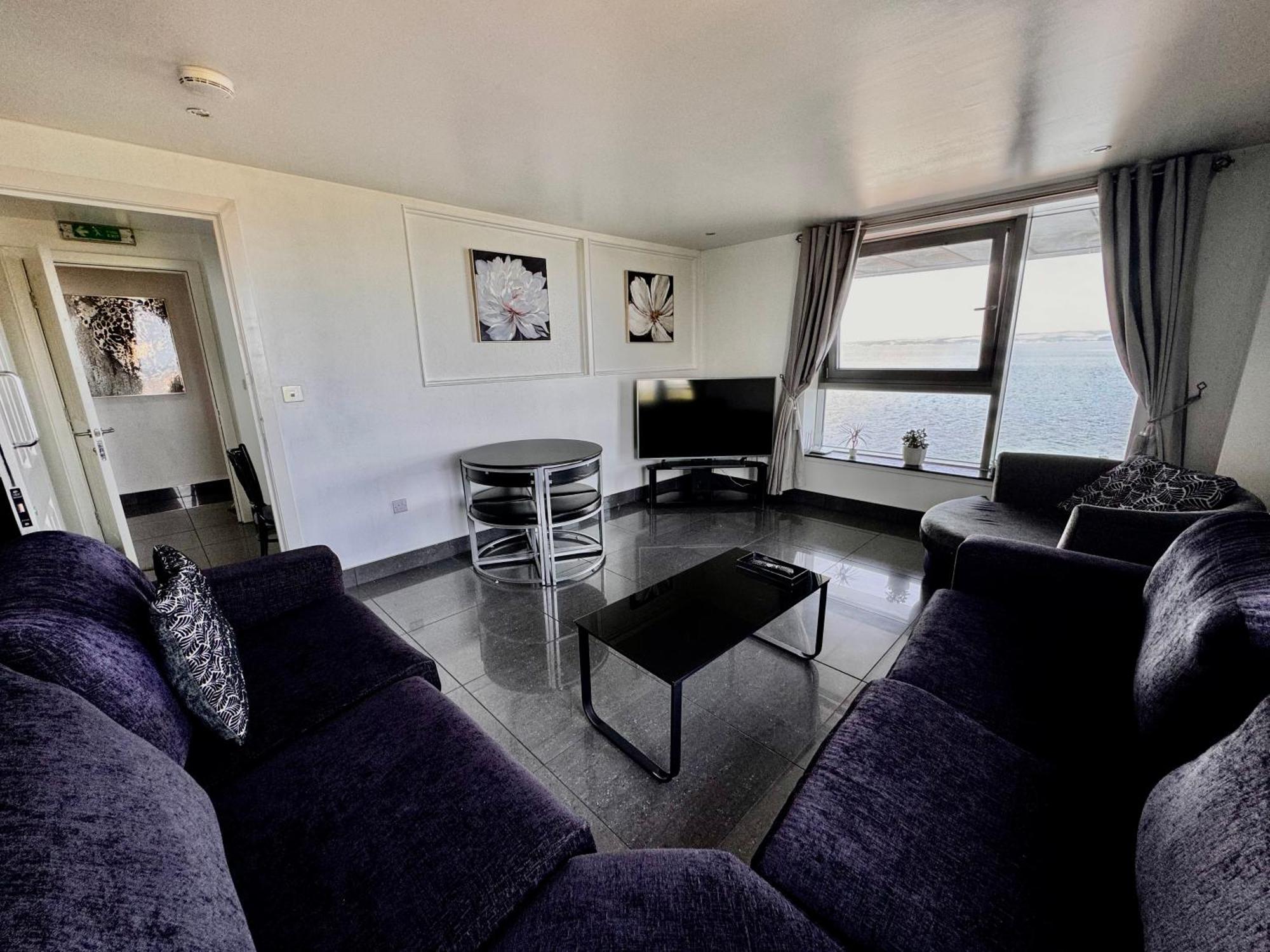 Ocean Park Apartments - Oceanfront - Free Parking And Fast Wifi Edinburgh Dış mekan fotoğraf