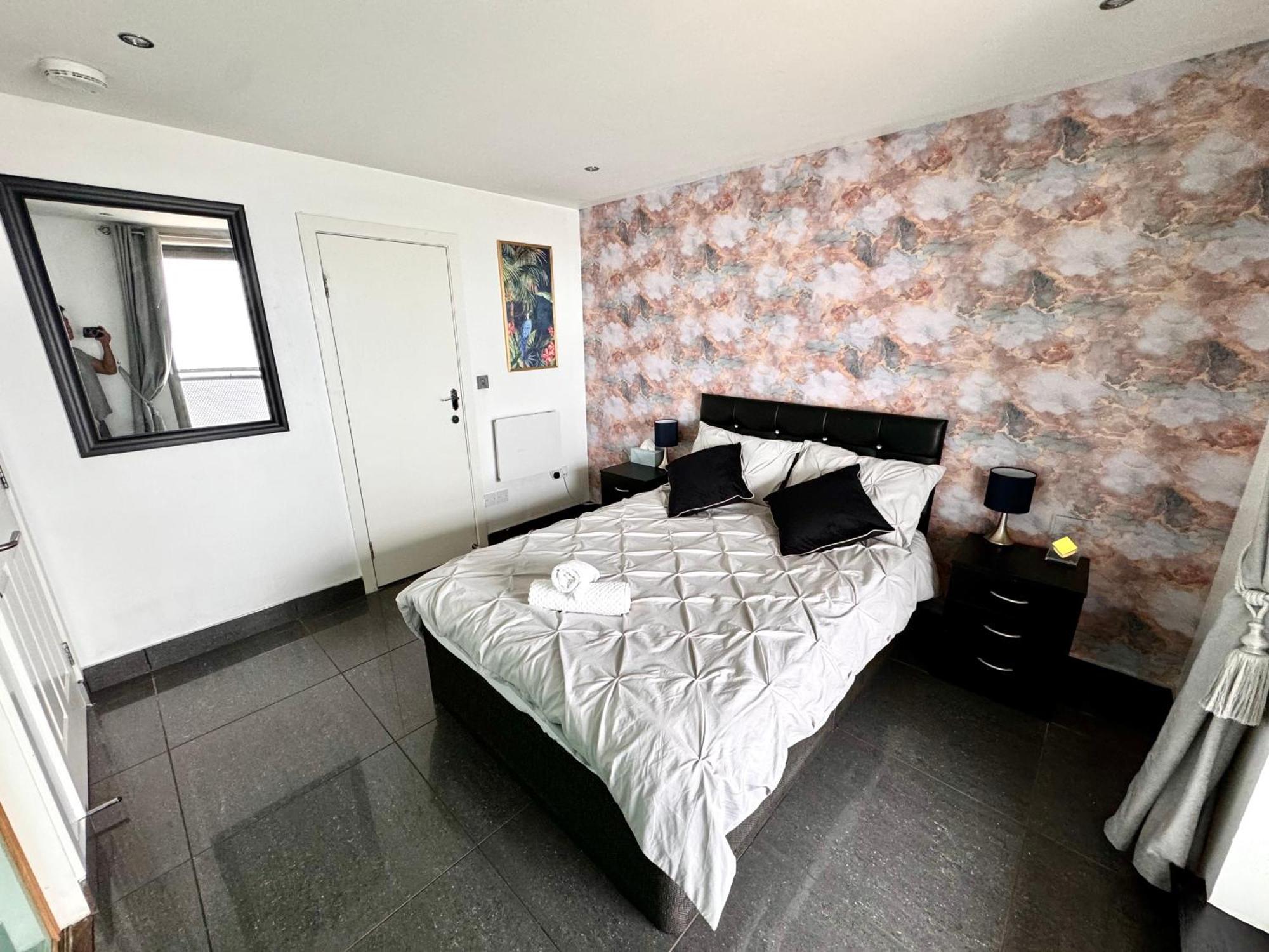 Ocean Park Apartments - Oceanfront - Free Parking And Fast Wifi Edinburgh Dış mekan fotoğraf