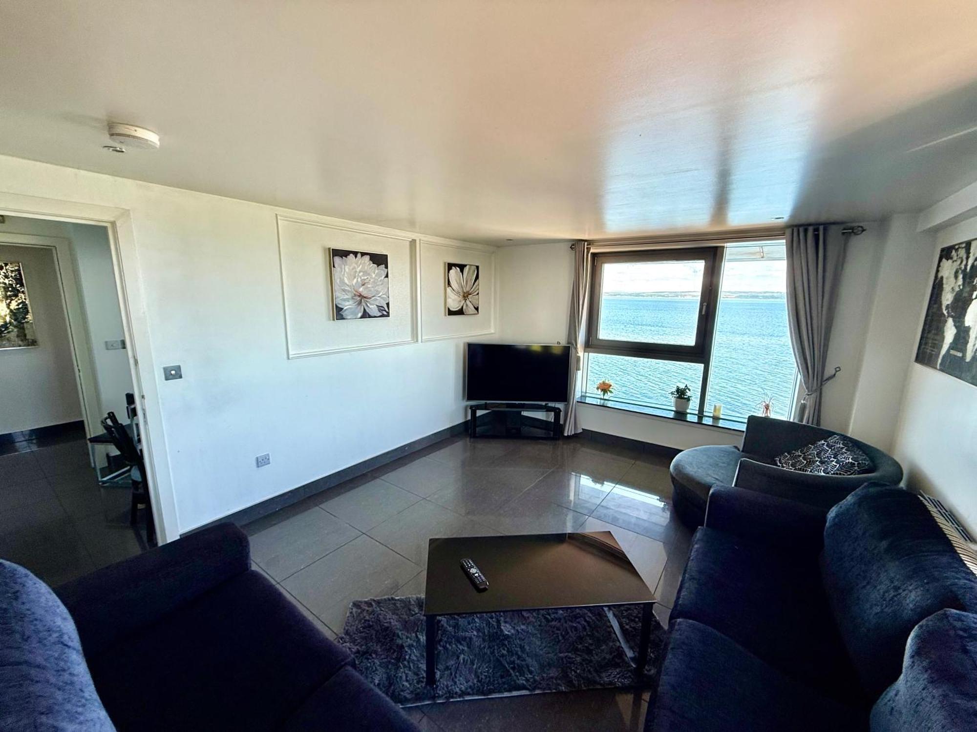 Ocean Park Apartments - Oceanfront - Free Parking And Fast Wifi Edinburgh Dış mekan fotoğraf