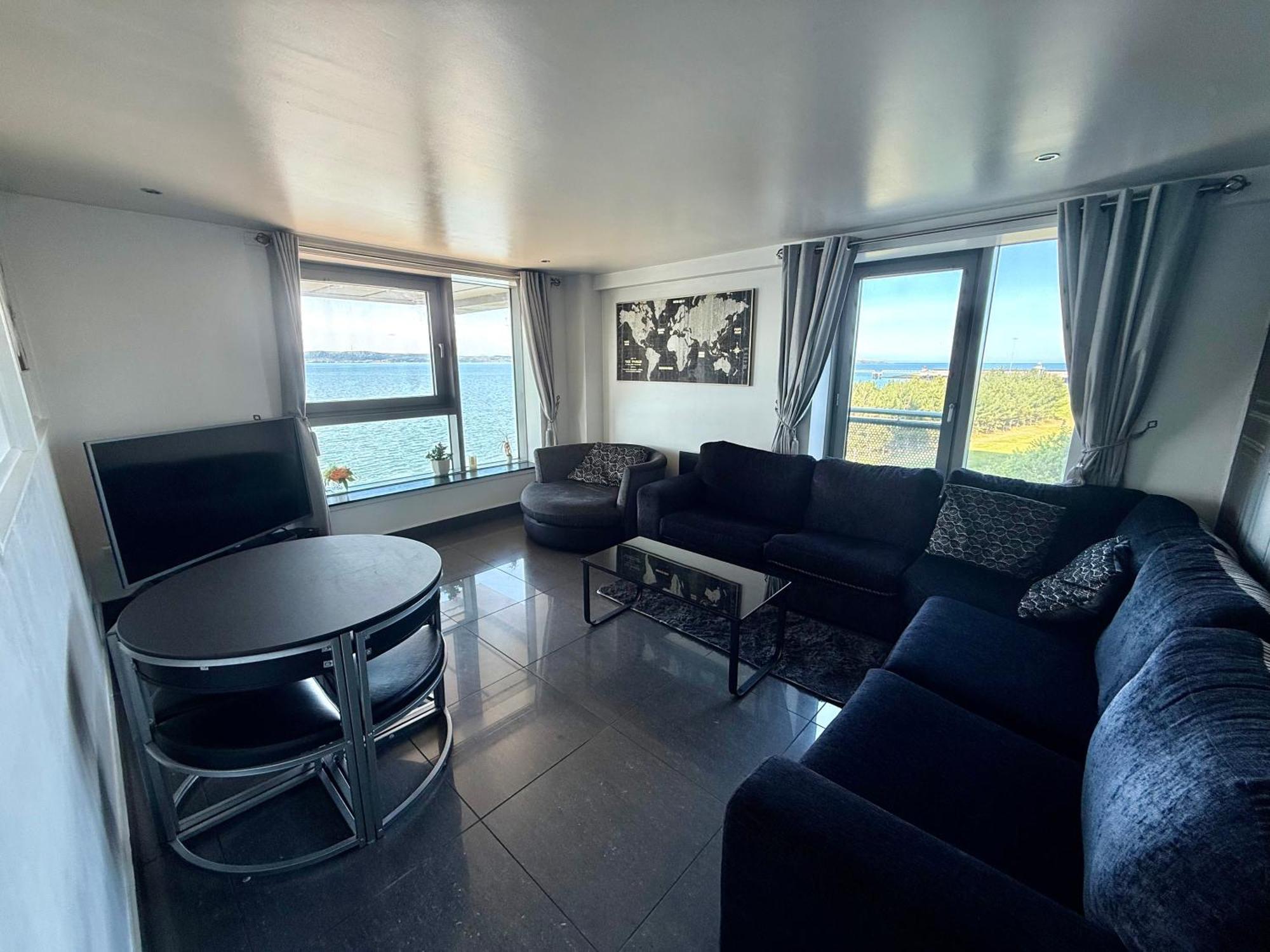 Ocean Park Apartments - Oceanfront - Free Parking And Fast Wifi Edinburgh Dış mekan fotoğraf